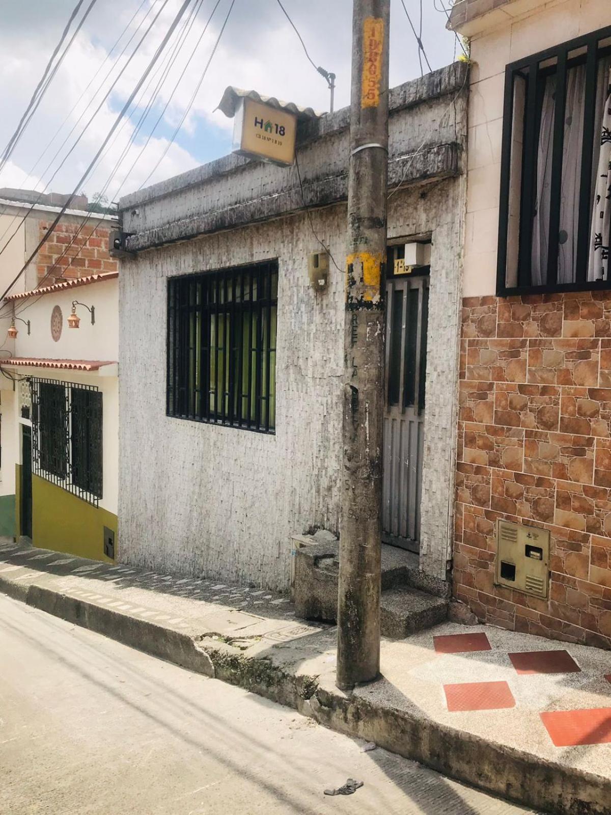 Hostal La 18 Pereira Kültér fotó