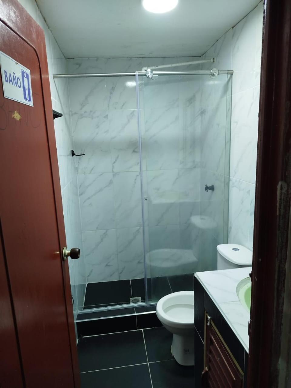 Hostal La 18 Pereira Kültér fotó